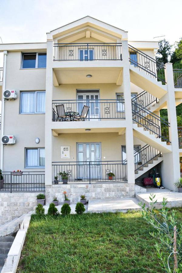 Sisevic Apartman *